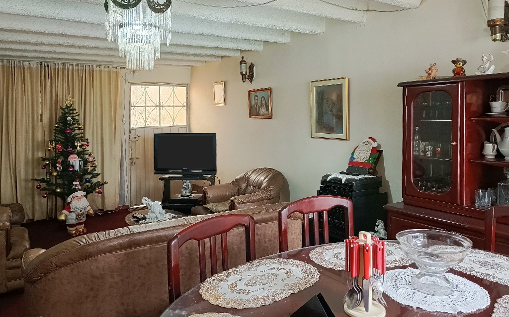 Casa en venta en Hipotecho Occidental, Bogotá · foto 3 de 17