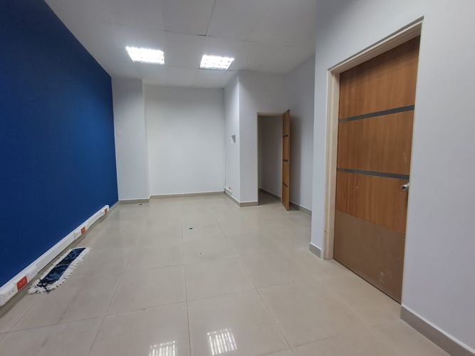 Local en arriendo en San Jose Sur, Pereira, 1000 m² · foto 7 de 13