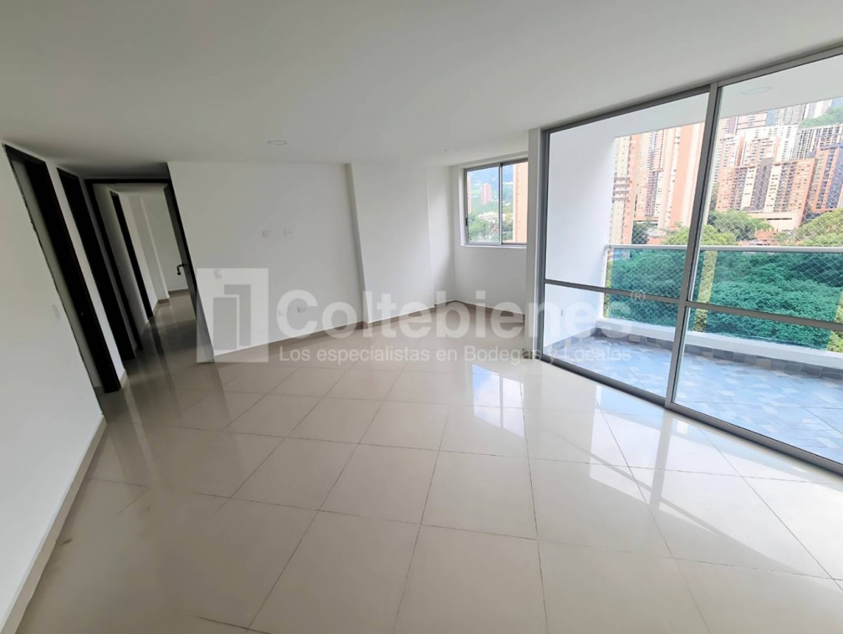 Apartamento en Arriendo en Tres esquinas, Sabaneta