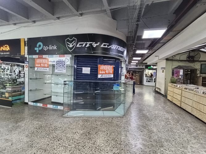 Local en arriendo en Guayaquil, Medellín, 12 m² · foto 12 de 13
