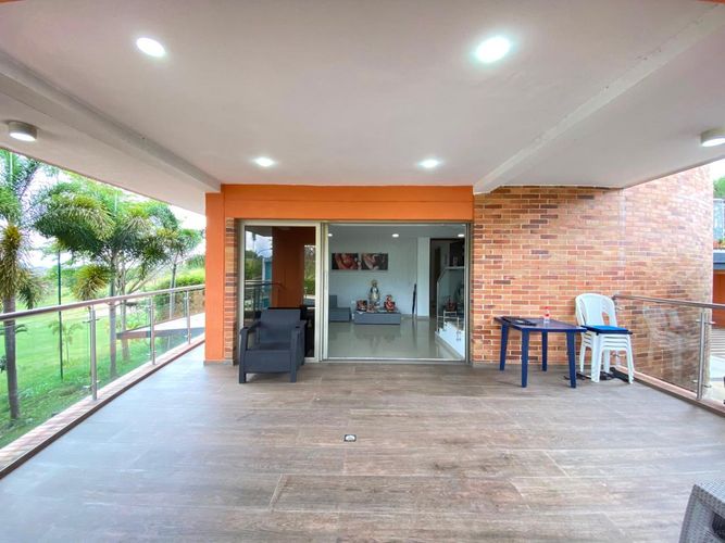 Casa de 4 alcobas en venta en Ruitoque Condominio, Floridablanca, 377 m² · foto 7 de 24
