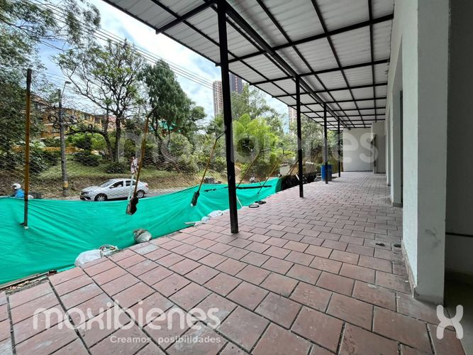 Local en arriendo en Cristobal, Medellín, 23 m² · foto 3 de 11