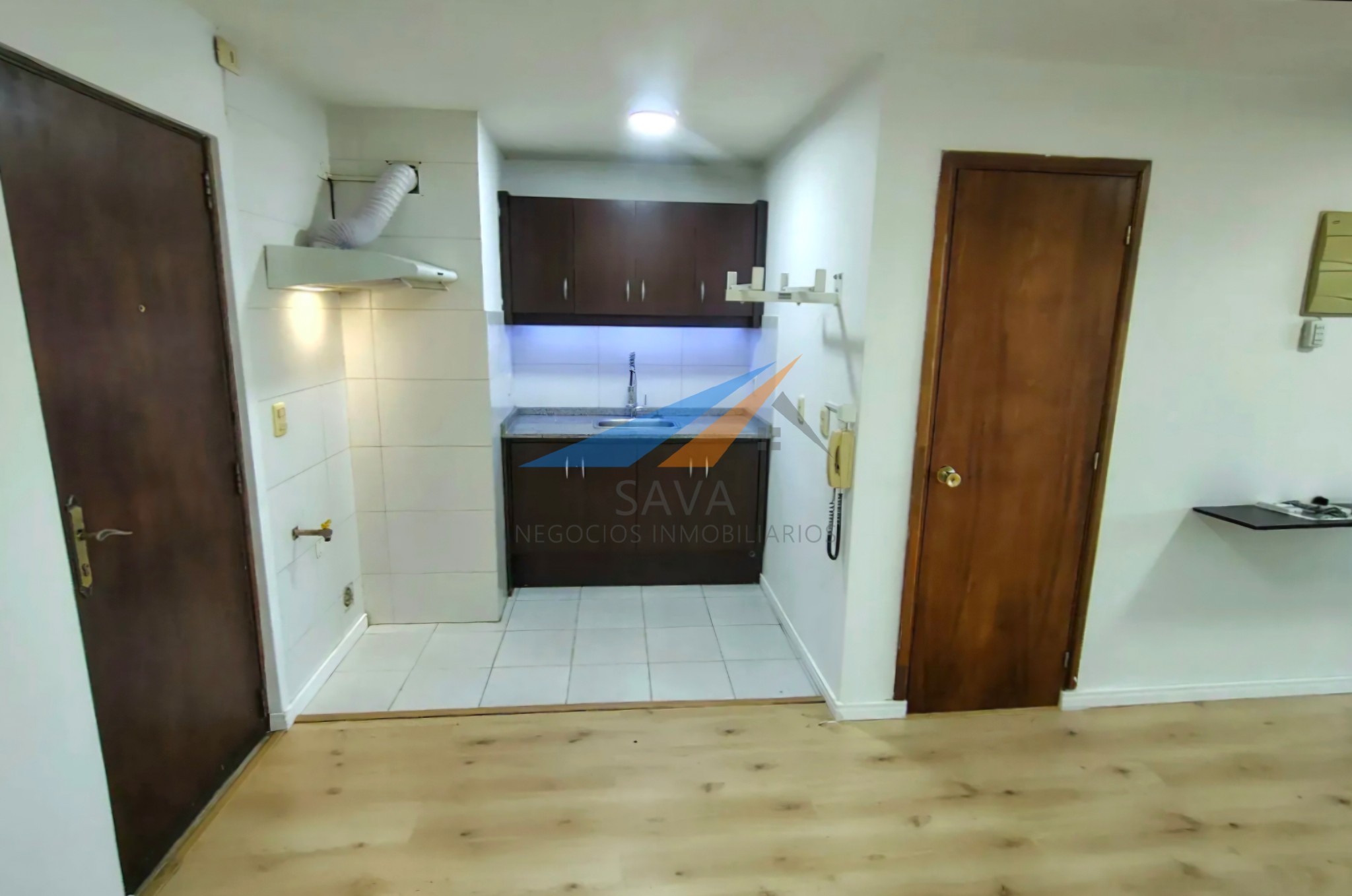 Alquiler Apartamento 1 Dormitorio en Parque Rodo! Se Aceptan Mascotas. Garage · Foto 4