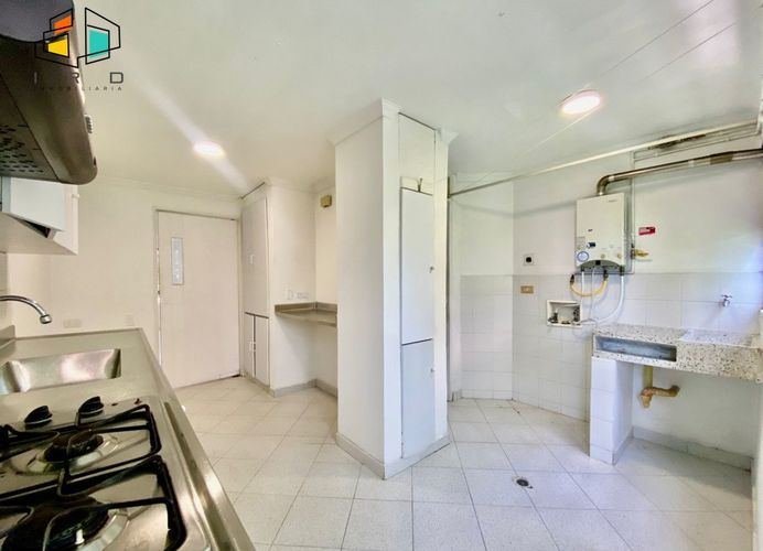 Apartamento de 4 alcobas en venta en El Tesoro, Medellín, 137 m² · foto 20 de 24
