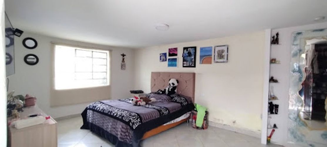 Casa de 3 alcobas en venta en Hacienda Samaria, Chía, 217 m² · foto 2 de 10