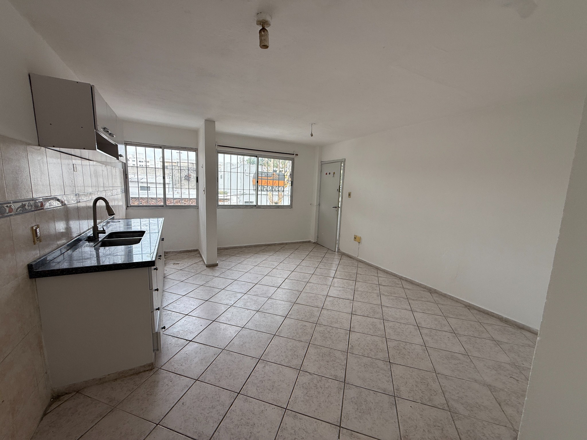 Alquiler Apartamento Planta Alta 1 Dormitorio Prox Nvo Centro E Inot