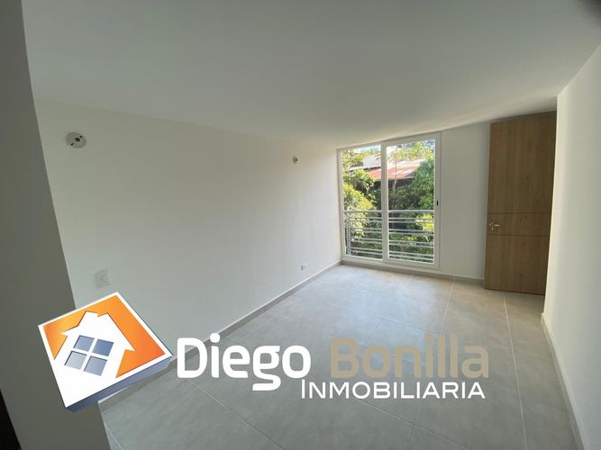 Apartamento de 3 alcobas en venta en Picaleña Y Mirolindo, Ibagué, 80 m² · foto 6 de 11