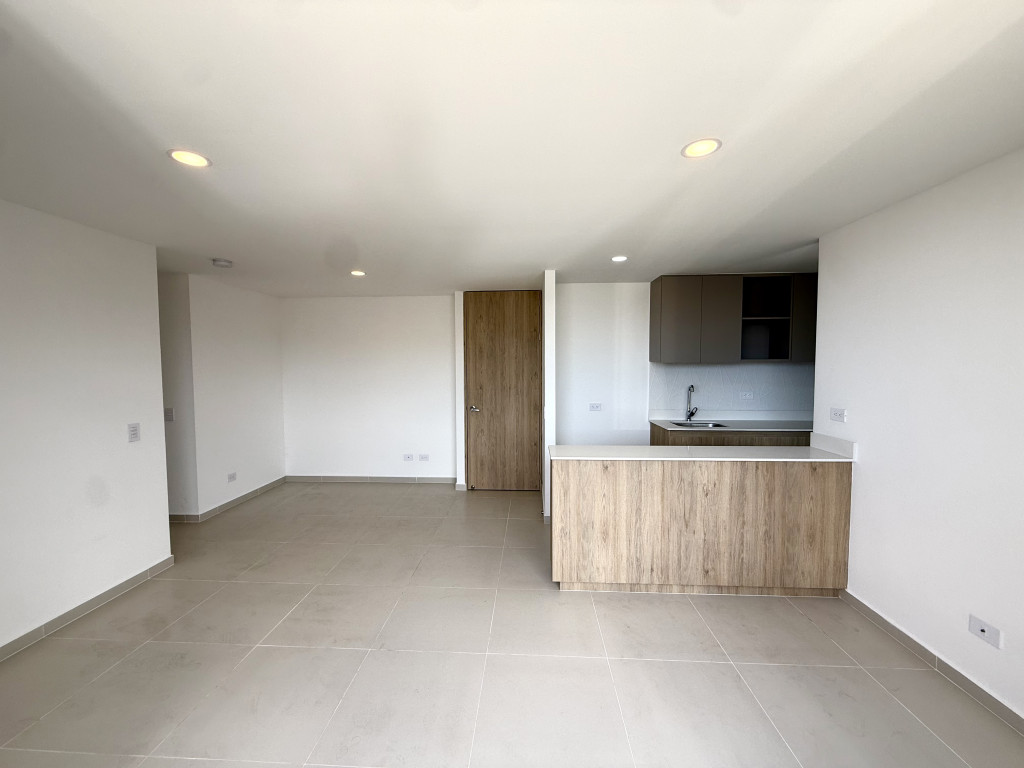Apartamento en arriendo en La Doctora, Sabaneta · foto 2 de 21