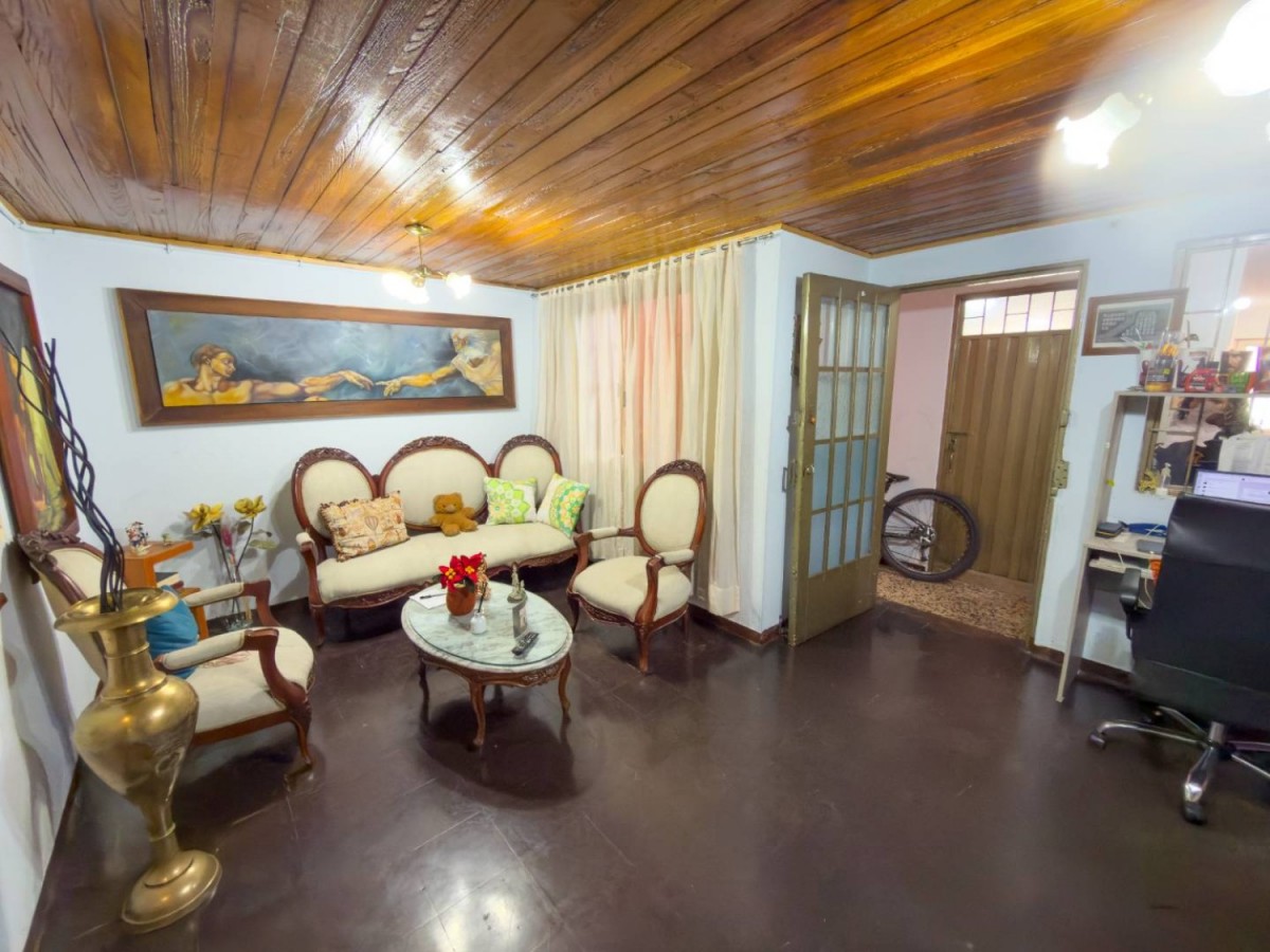 Casa en venta en Torremolinos, Bogotá · foto 8 de 24
