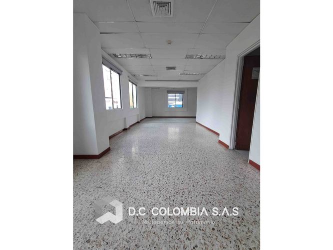 Oficina en venta en Bolivar, Bucaramanga, 109 m² · foto 5 de 8