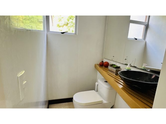 Casa de 3 alcobas en venta en Escobero, Envigado, 370 m² · foto 5 de 24