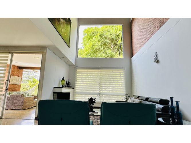 Casa de 3 alcobas en venta en Escobero, Envigado, 370 m² · foto 7 de 24