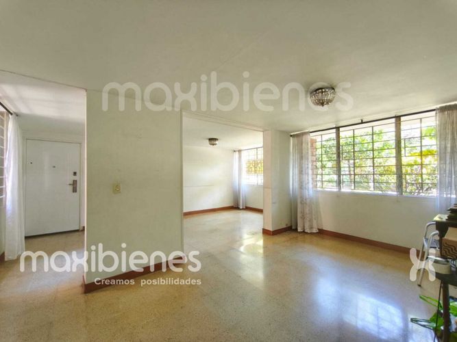 Apartamento de 3 alcobas en arriendo en Carlos E Restrepo, Medellín, 90 m² · foto 2 de 5