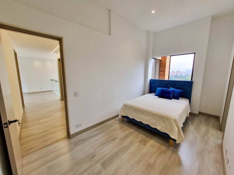 Apartamento en arriendo en El Poblado, Medellín · foto 12 de 23