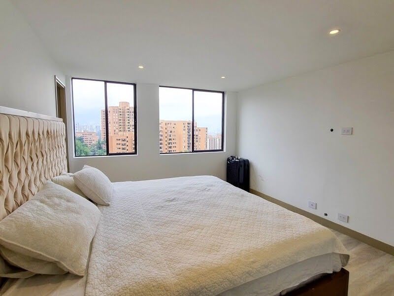 Apartamento en arriendo en El Poblado, Medellín · foto 14 de 23