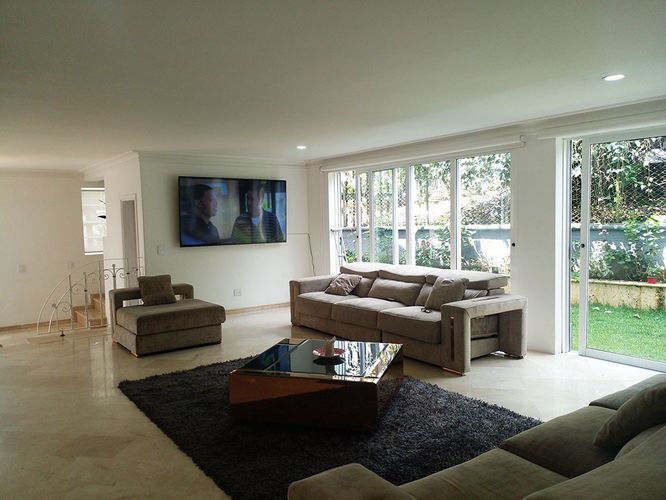 Casa de 5 alcobas en venta en El Poblado, Medellín, 375 m² · foto 2 de 20