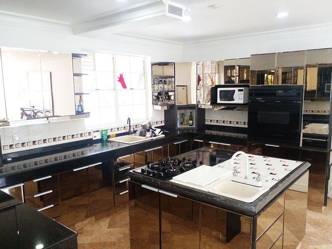 Casa de 5 alcobas en venta en El Poblado, Medellín, 375 m² · foto 15 de 20