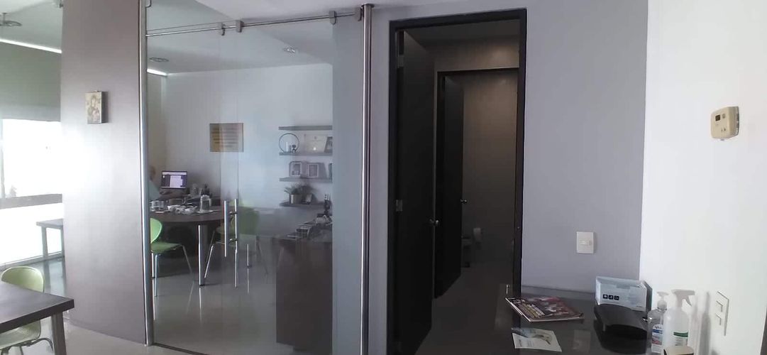 Oficina en venta en Bocagrande, Cartagena, 42 m² · foto 3 de 11