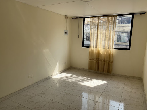 Apartamento en Arriendo en Floralia i sector, Bogotá