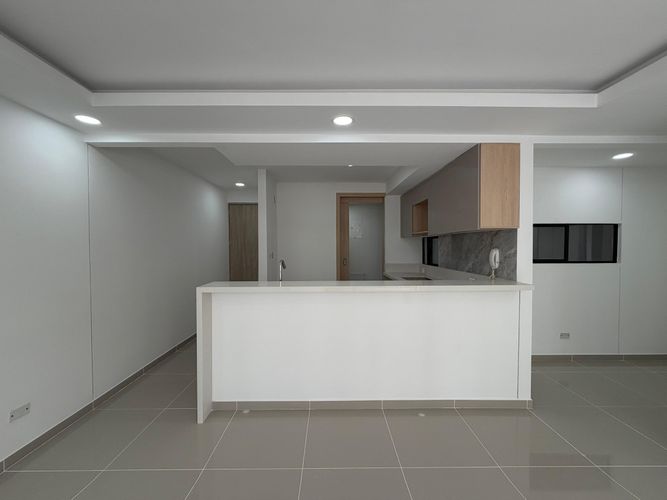 Apartamento de 2 alcobas en venta en Valle Del Lili, Cali, 73 m² · foto 8 de 23