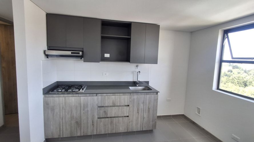 Apartamento de 2 alcobas en arriendo en Barro Blanco, El Retiro, 82 m² · foto 6 de 16