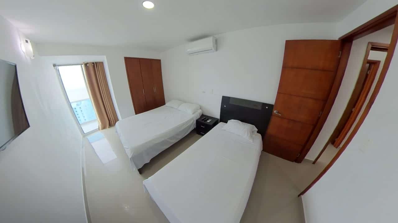 Apartamento en venta en El Laguito, Cartagena · foto 7 de 13