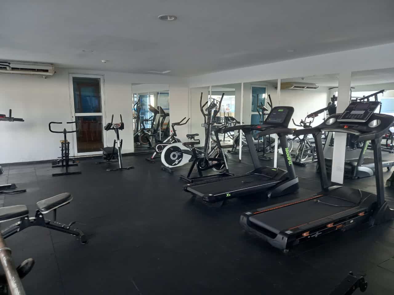 Apartamento en venta en El Laguito, Cartagena · foto 11 de 13