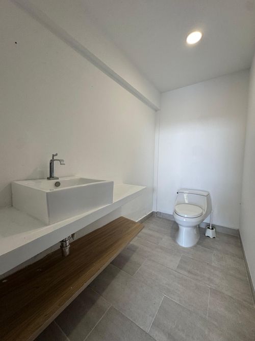 Casa de 5 alcobas en venta en Pantanillo, Envigado, 272 m² · foto 6 de 24