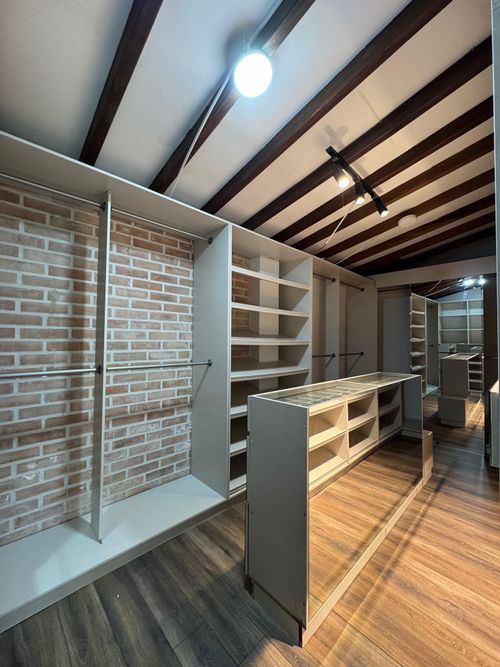 Casa de 5 alcobas en venta en Pantanillo, Envigado, 272 m² · foto 9 de 24