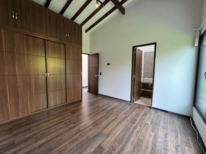 Casa de 5 alcobas en venta en Pantanillo, Envigado, 272 m² · foto 11 de 24