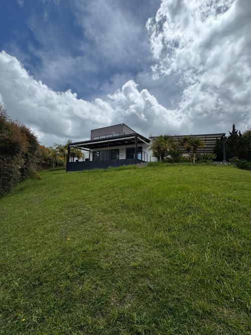 Casa de 5 alcobas en venta en Pantanillo, Envigado, 272 m² · foto 2 de 24