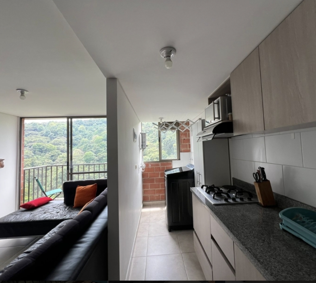 Apartamento en venta en Rodeo Alto, Medellín · foto 2 de 6