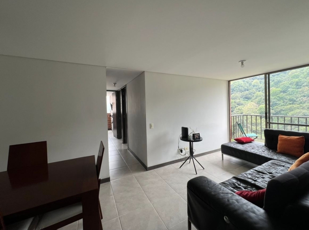 Apartamento en venta en Rodeo Alto, Medellín · foto 4 de 6