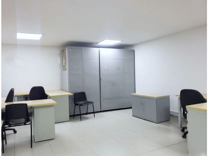 Oficina en arriendo en Suramericana, Medellín, 71 m² · foto 7 de 9