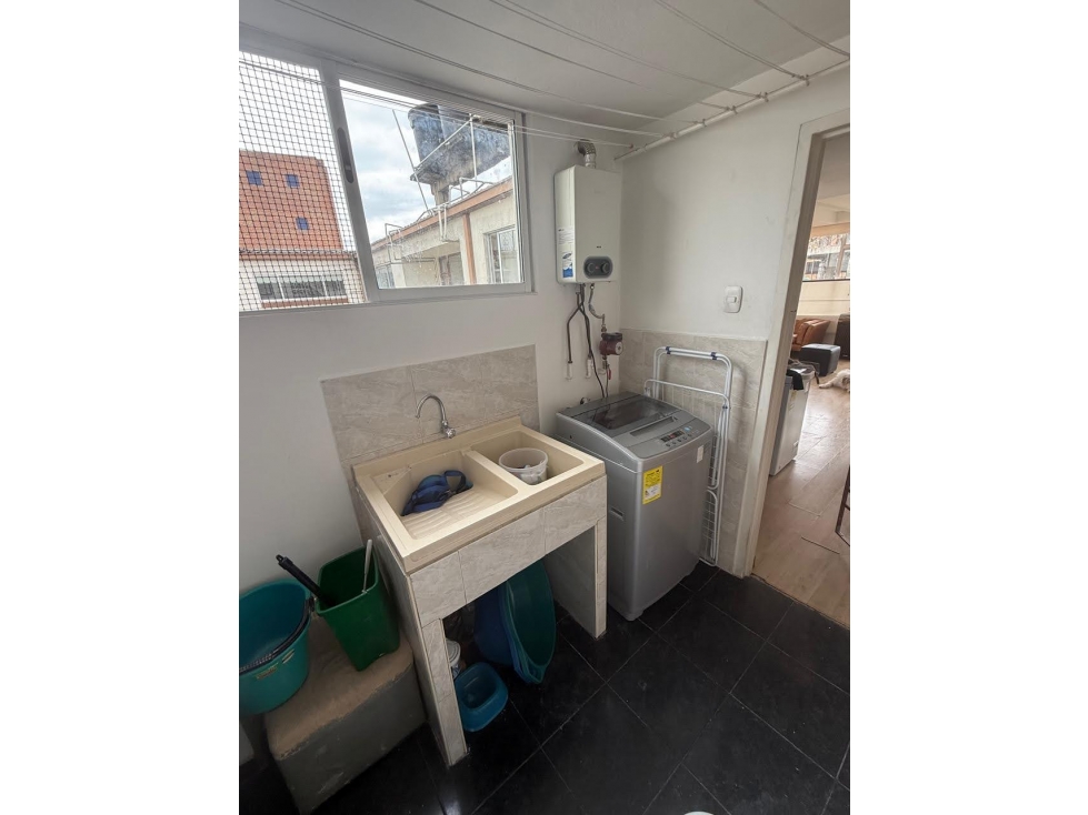 Apartamento en venta en La Castellana, Bogotá · foto 15 de 19