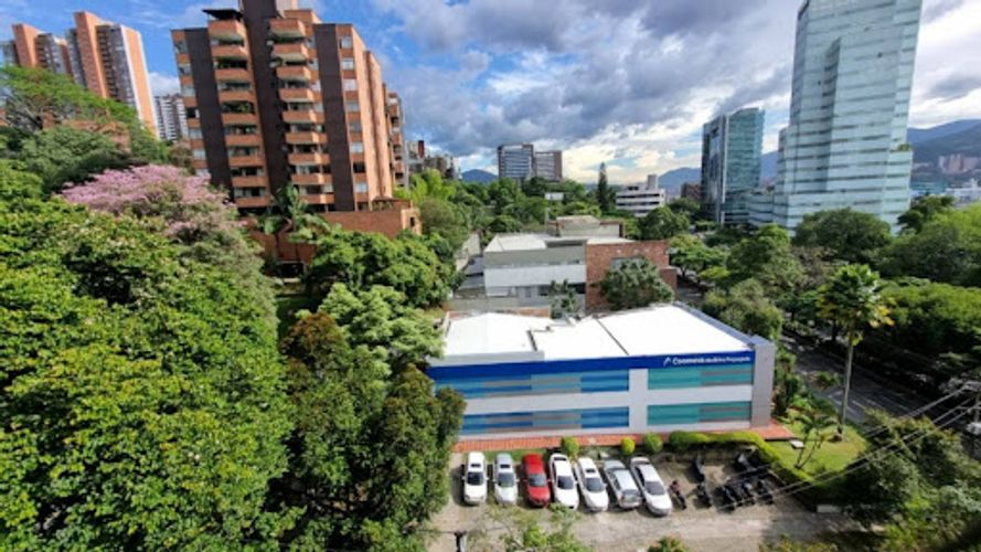 Apartamento de 3 alcobas en arriendo en Castropol, Medellín, 100 m² · foto 7 de 16