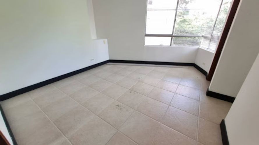 Apartamento de 3 alcobas en arriendo en Castropol, Medellín, 100 m² · foto 11 de 16