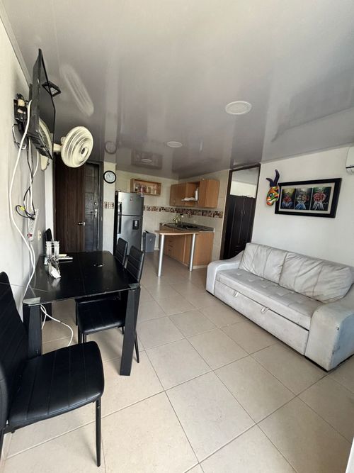 Apartamento de 2 alcobas en venta en Las Palmas, Ricaurte, 56 m² · foto 5 de 21