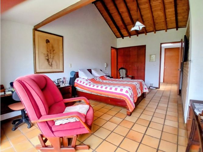 Casa de 4 alcobas en venta en El Caimo, Armenia, 250 m² · foto 10 de 24