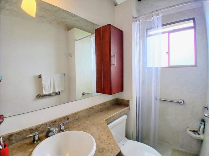 Casa de 4 alcobas en venta en El Caimo, Armenia, 250 m² · foto 17 de 24