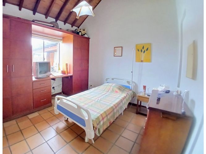 Casa de 4 alcobas en venta en El Caimo, Armenia, 250 m² · foto 18 de 24