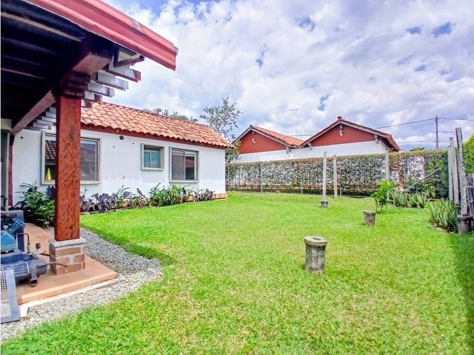 Casa de 4 alcobas en venta en El Caimo, Armenia, 250 m² · foto 21 de 24