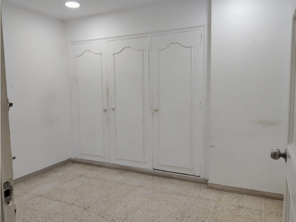 Casa en arriendo en Villa Nueva, Medellín · foto 4 de 13