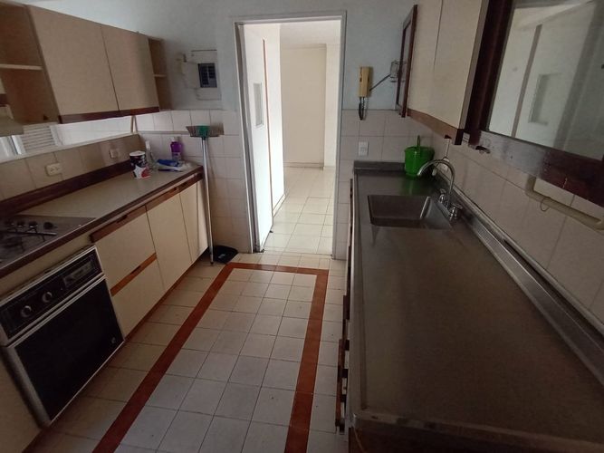 Apartamento de 3 alcobas en venta en Laureles, Medellín, 120 m² · foto 6 de 19