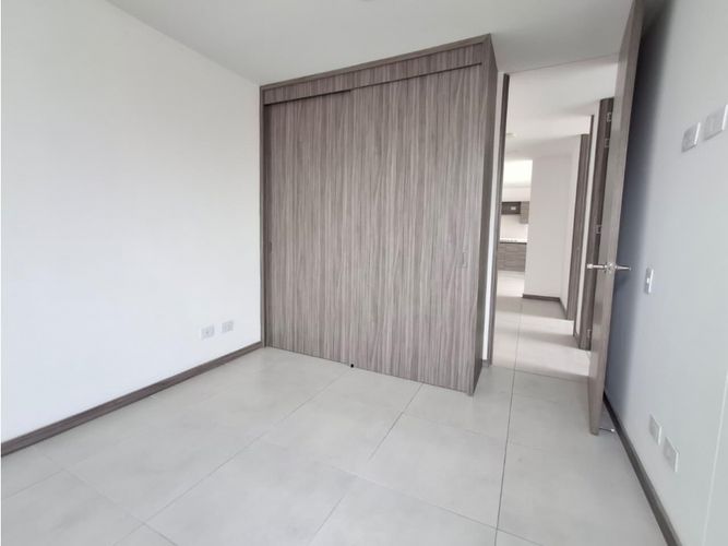 Apartamento de 3 alcobas en arriendo en Vereda Maria Auxiliadora, Sabaneta, 75 m² · foto 7 de 16