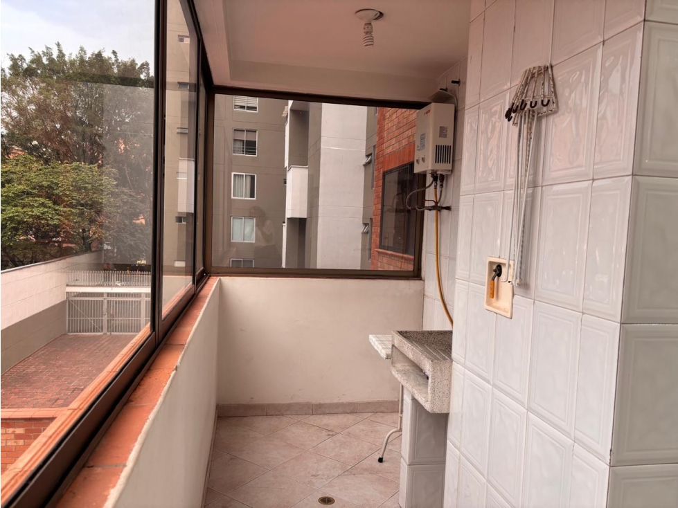 Apartamento en arriendo en Laureles, Medellín · foto 14 de 20