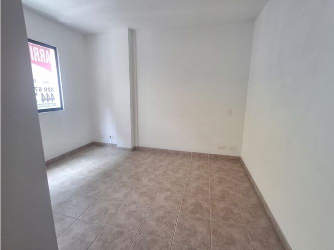Oficina en arriendo en Aves Maria, Sabaneta, 70 m² · foto 7 de 9