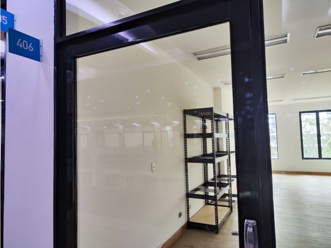 Local en arriendo en El Poblado, Medellín, 35 m² · foto 3 de 4