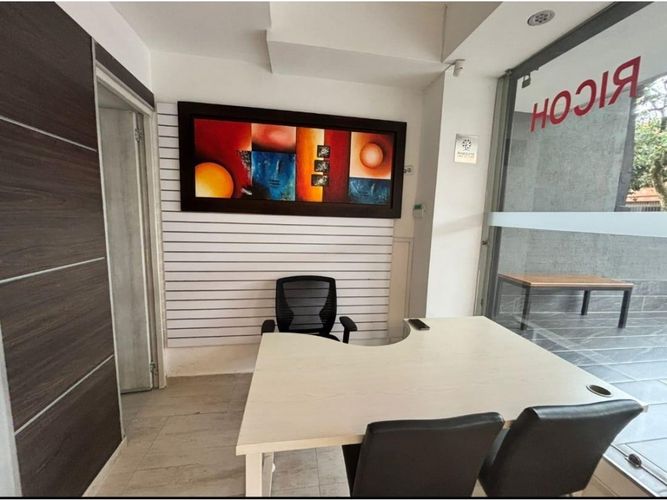 Oficina en arriendo en Laureles, Medellín, 6 m² · foto 2 de 4
