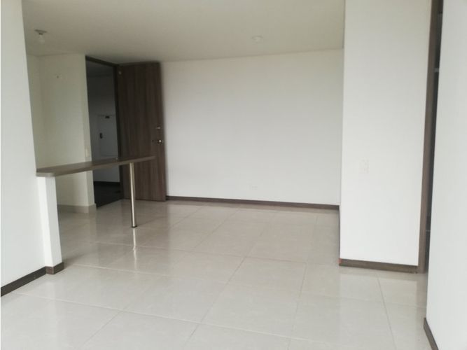 Apartamento de 2 alcobas en venta en Maria Auxiliadora, Sabaneta, 56 m² · foto 6 de 14
